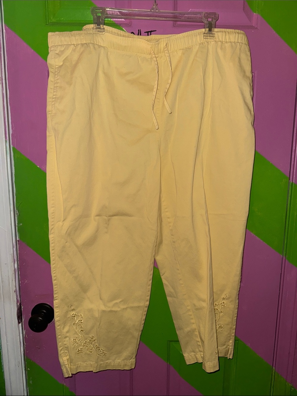 Women's Wide Leg Drawstring Pants in Pale Yellow